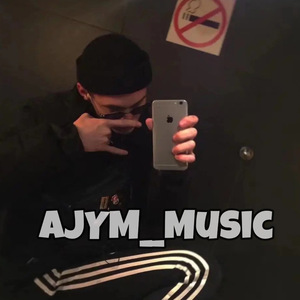 13学生脱到只剩丝袜自慰
