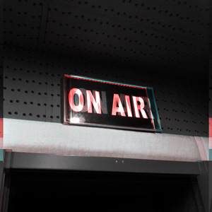 13学生脱到只剩丝袜自慰
